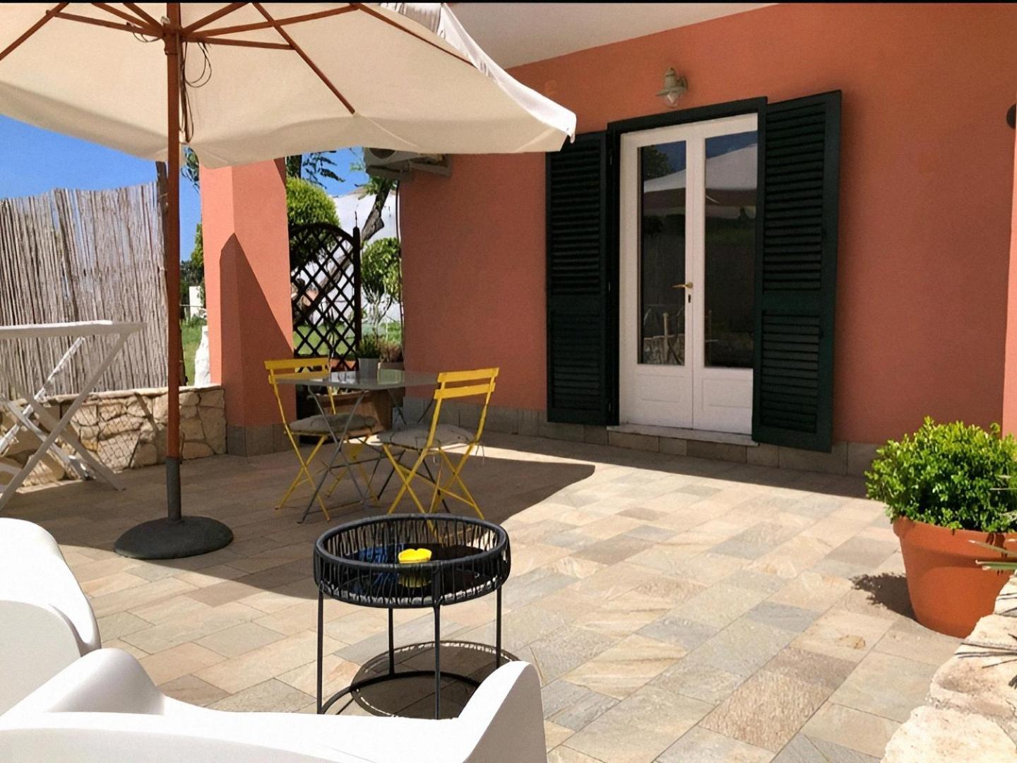 بروسيدا Sonnino B&B الغرفة الصورة