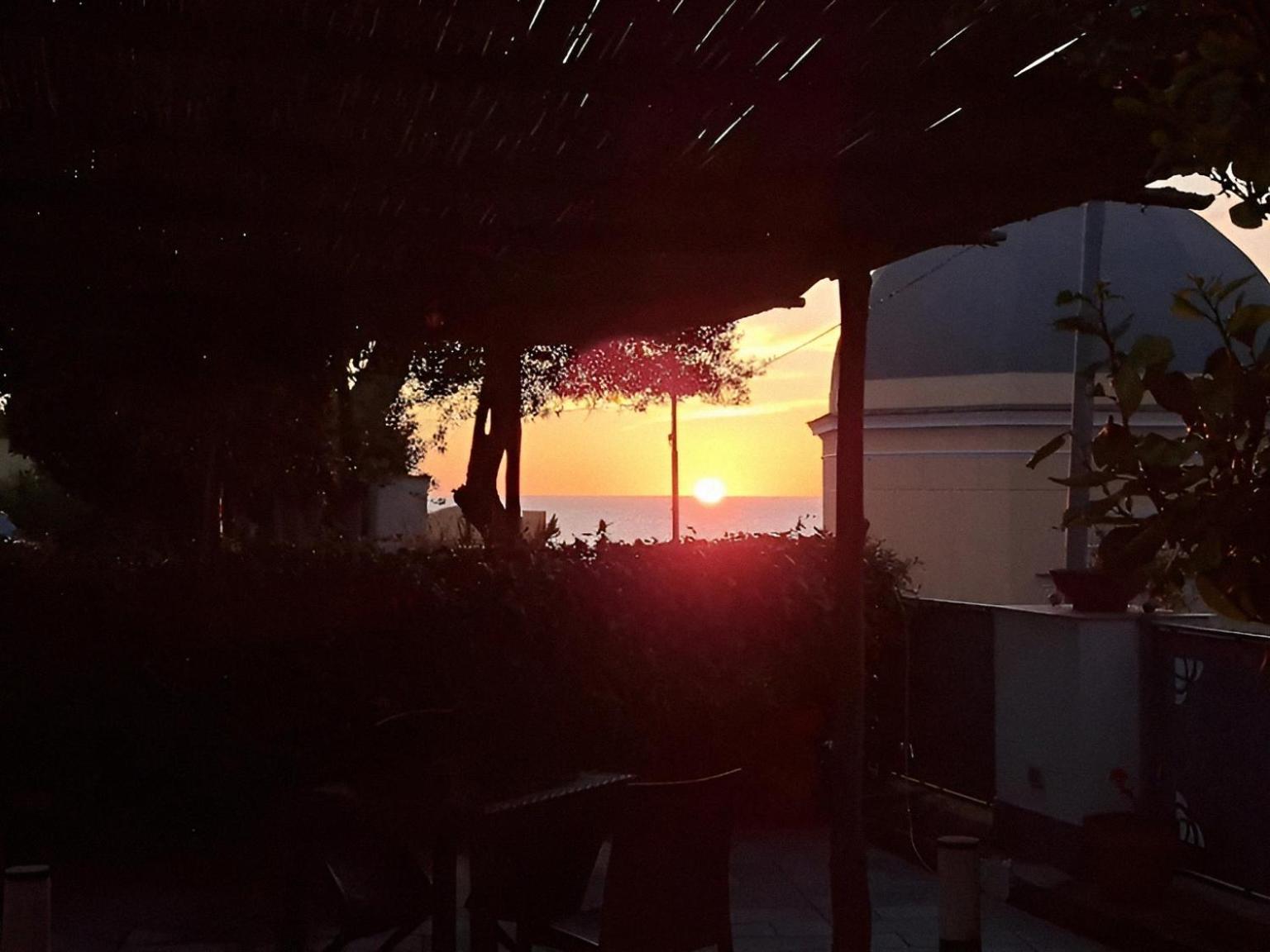 بروسيدا Sonnino B&B المظهر الخارجي الصورة