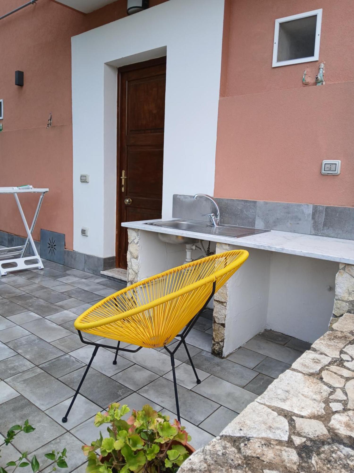 بروسيدا Sonnino B&B الغرفة الصورة