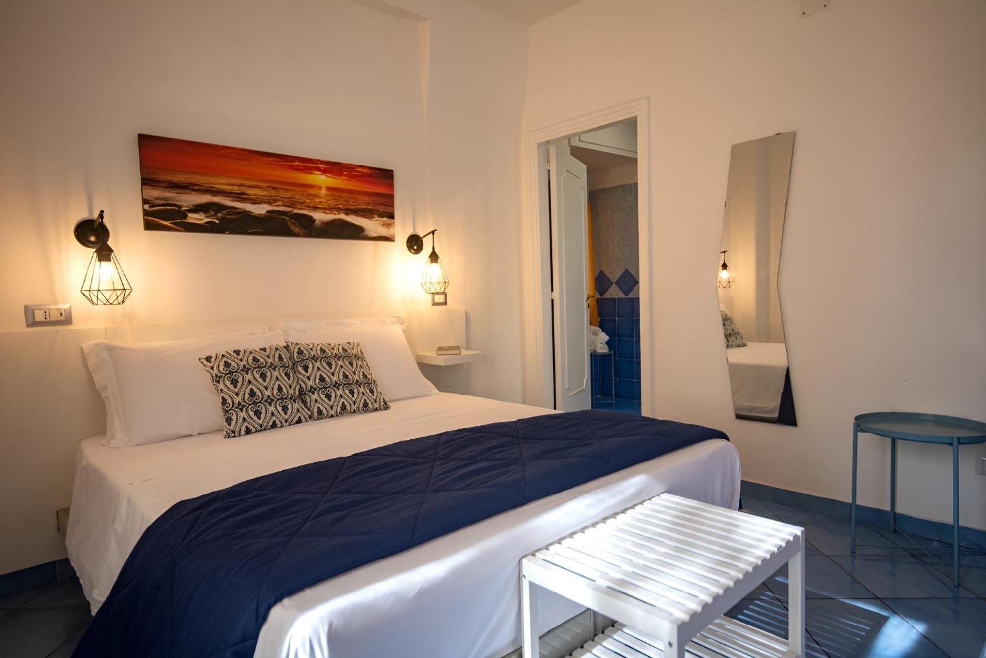 بروسيدا Sonnino B&B الغرفة الصورة