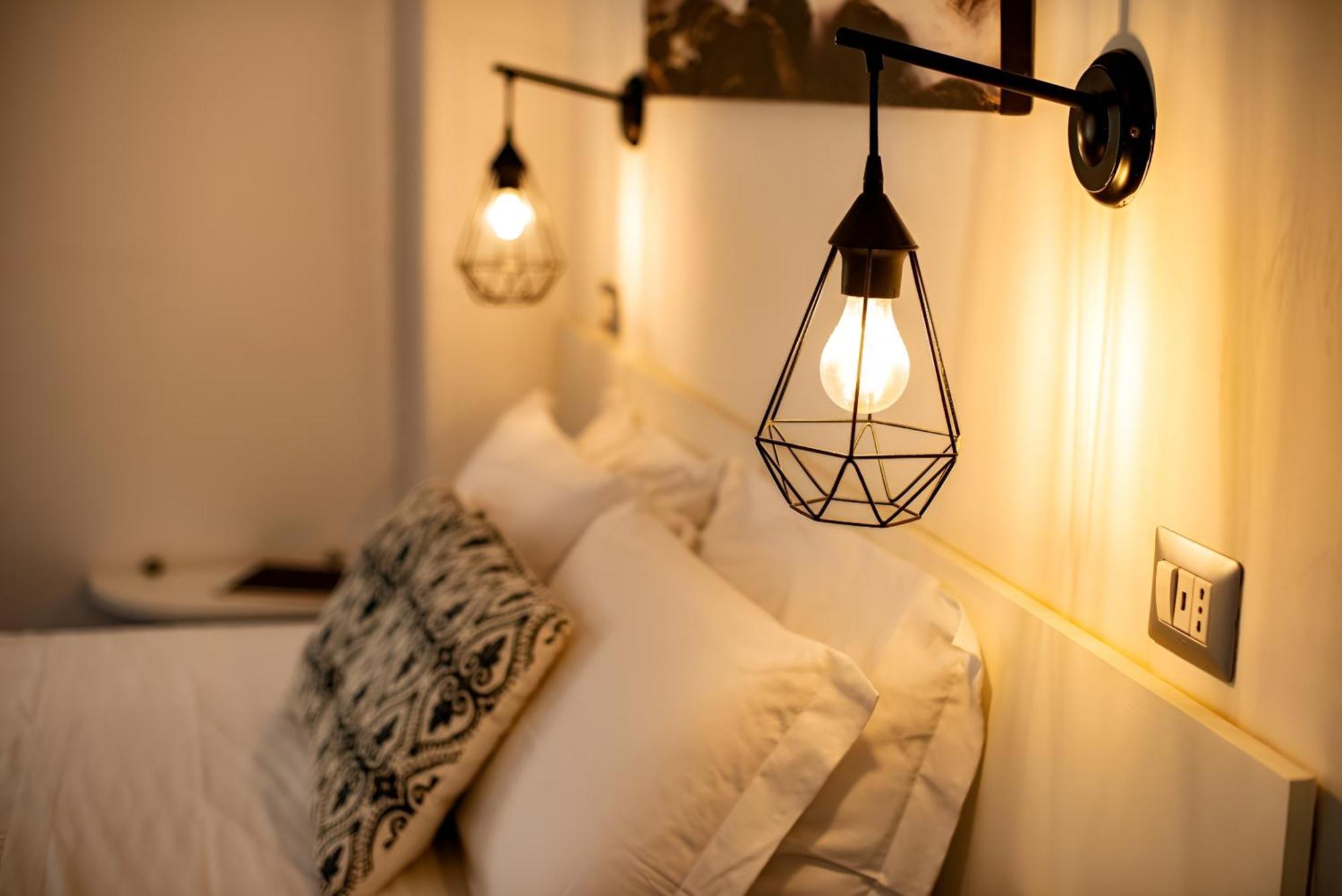 بروسيدا Sonnino B&B الغرفة الصورة