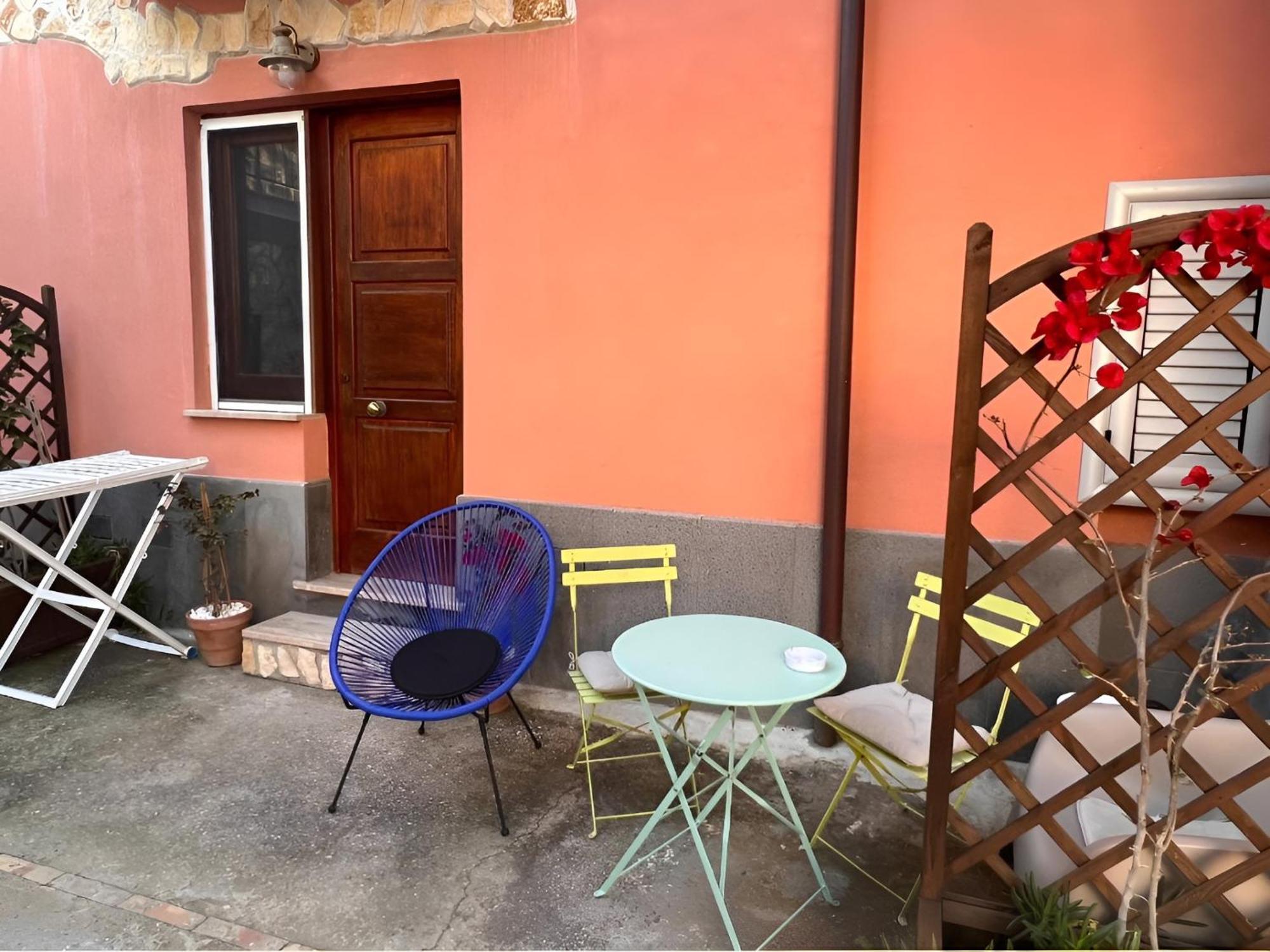 بروسيدا Sonnino B&B الغرفة الصورة